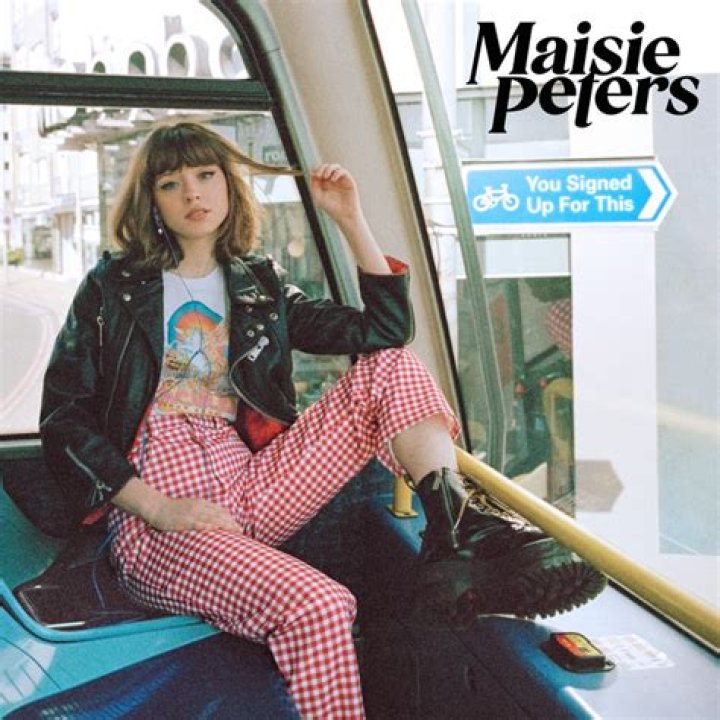 ALBUM REVIEW: Maisie Peters - 'You Signed Up For This'