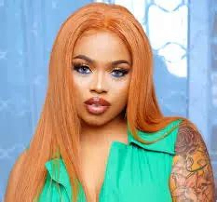 Blanche Bailly Biography: Age, Net Worth, Songs, Facts, Wikipedia, Boyfriend, Husband, Albums