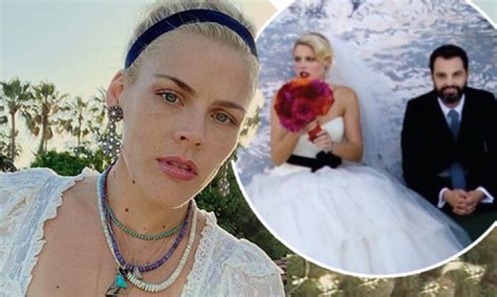 Busy Philipps Husband Used Their Wedding Vows In A Film He Wrote