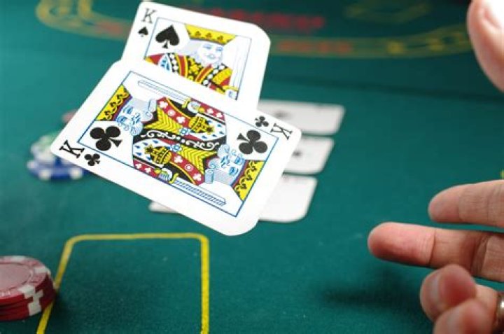 Celebrities Who Are Into Gambling