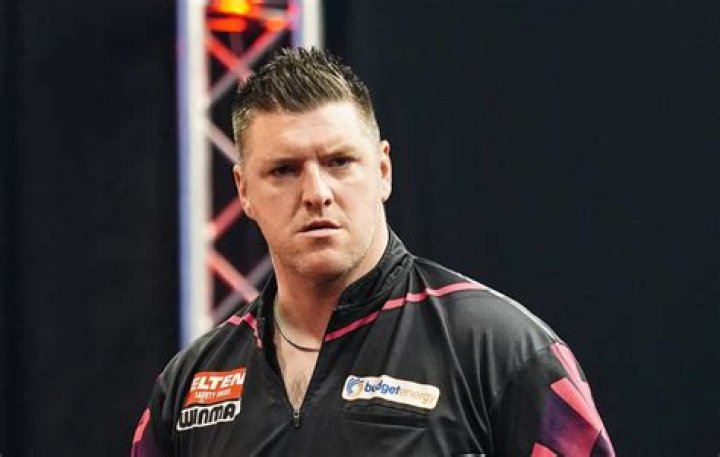 Daryl Gurney- Net Worth, Age, Height, Girlfriend, Ethnicity, Career