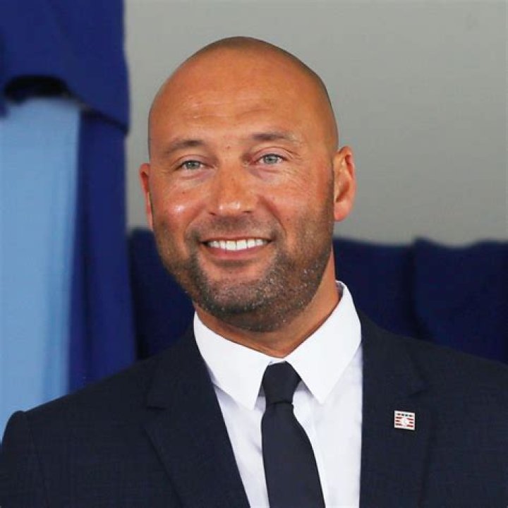 Derek Jeter Biography: Wife, Net Worth, Children, Siblings, Parents, Girlfriend, Nationality
