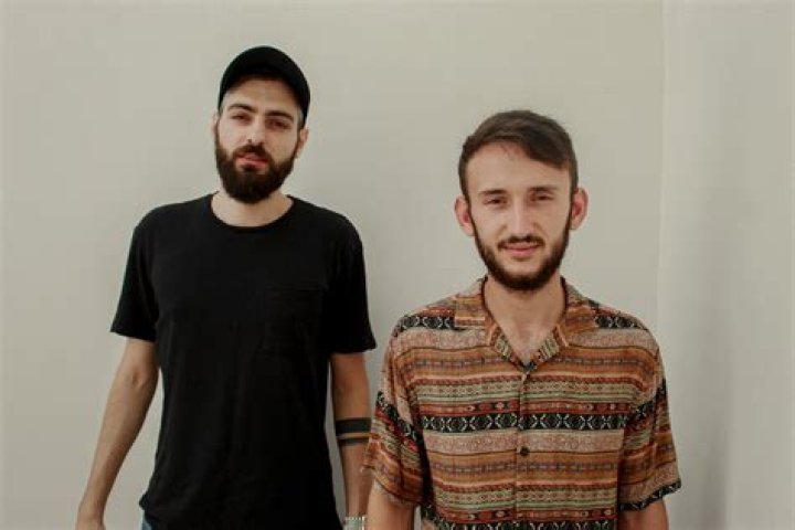 DISCOVER: Huts on Beaches bring vintage synths to their electronica debut single "Coastal Signals"