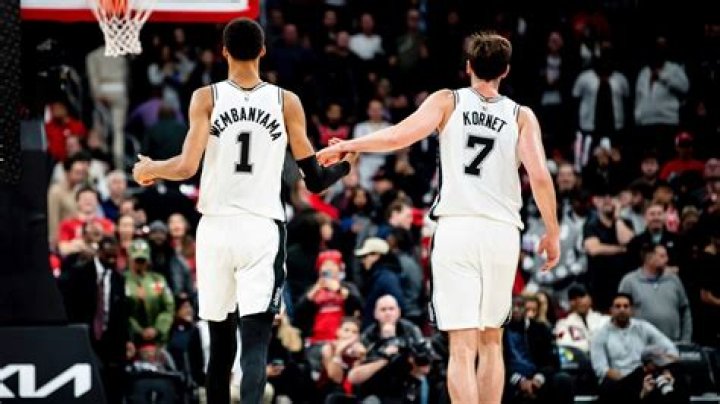 Fame | Luke Kornet net worth and salary income estimation Jan, 2024