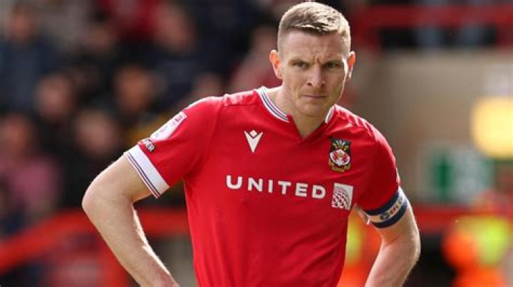 Fame | Paul Mullin (footballer, born 1994) net worth and salary income estimation Jan, 2024