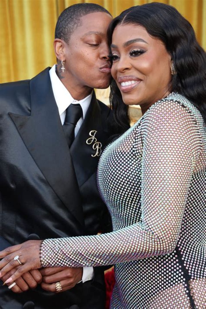 Fame | Roland W. Betts net worth and salary income estimation Jan, 2024