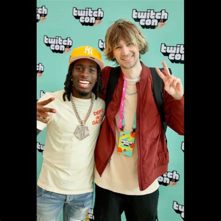 Félix Lengyel ‘xQc’ Wikipedia: Age, Height, Weight, Girlfriend, Instagram, Net Worth