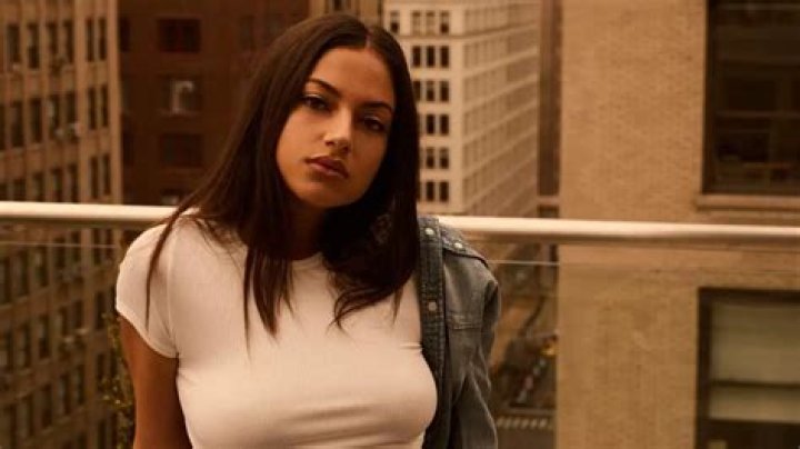 Inanna Sarkis Biography: Husband, Net Worth, Height, Age, Movies, TV Shows, Boyfriend, TikTok, Instagram, Partner, Children, Wikipedia