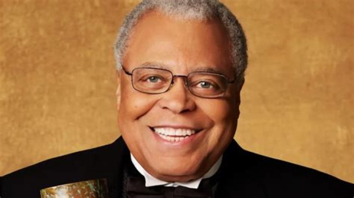James Earl Jones Biography: Movies, Wife, Children, Age, Net Worth, Voice, Young, Wikipedia, Height, Star Wars, Still Alive?