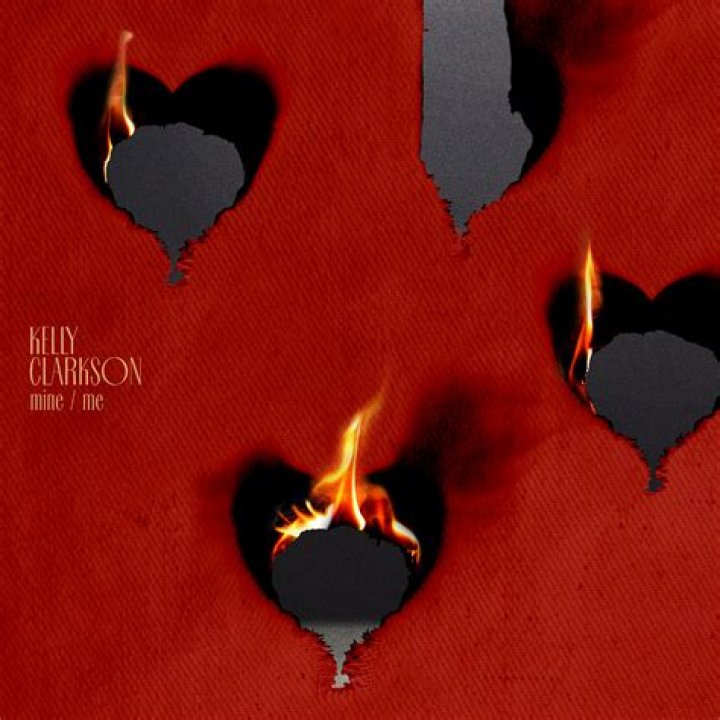 Kelly Clarkson Shares Deeply Personal New Singles  “mine” / “me”