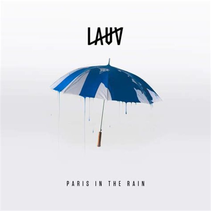 Lauv releases music video for "Paris in the Rain"