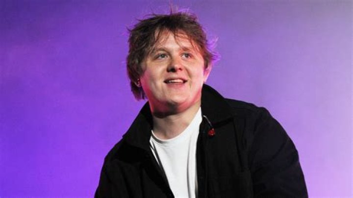Lewis Capaldi Unveiled As Special Guest For 2019 Stand Up To Cancer Event