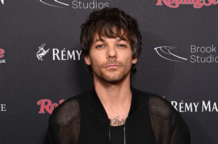 Louis Tomlinson lends his voice to the Live Life Love concert in aid of TWLOHA