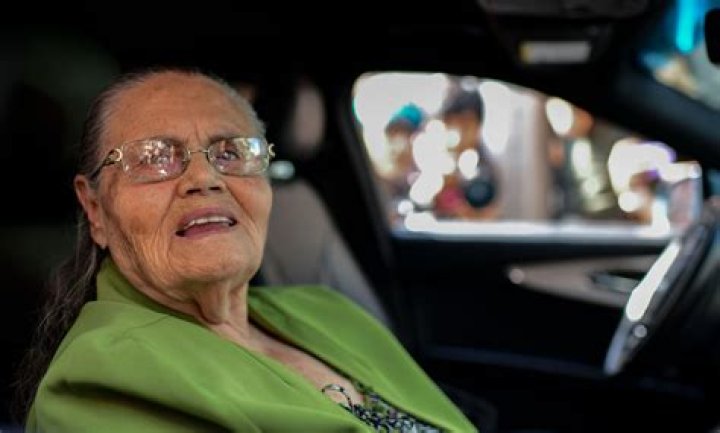María Consuelo Loera Pérez » Age, Net Worth, Family, Bio, News