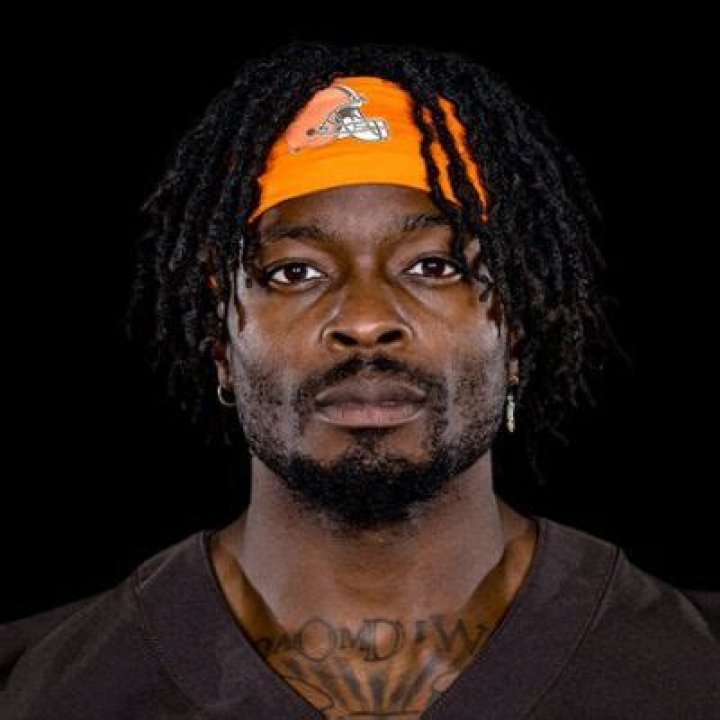 
Marquise Goodwin- Wiki, Age, Net Worth, Height, Wife, Ethnicity	