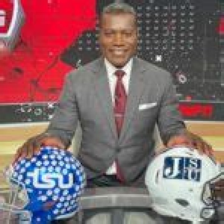 Meet Tyra Galloway, Joey Galloway Wife: Kids And Relationship Explore