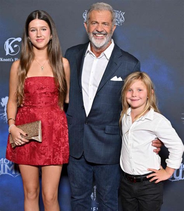 Mel Gibson Children, Wife, Girlfriend, Divorce, Family, Height, Wiki
