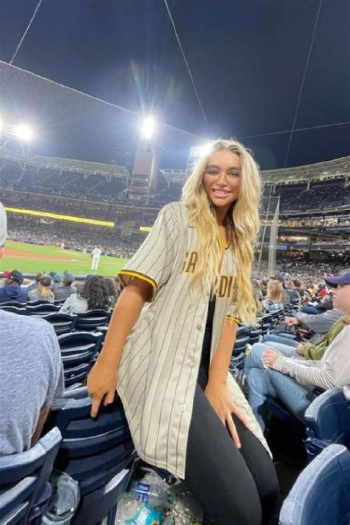 Rylee Martell- Bio, Wiki, Age, Height, Weight, Net Worth, Relationship