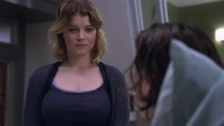 Sarah Jones Biography: Age, Net Worth, Boyfriend, Movies, Husband, Wikipedia, Height, Instagram, Photos, IMDb, Salary, Email
