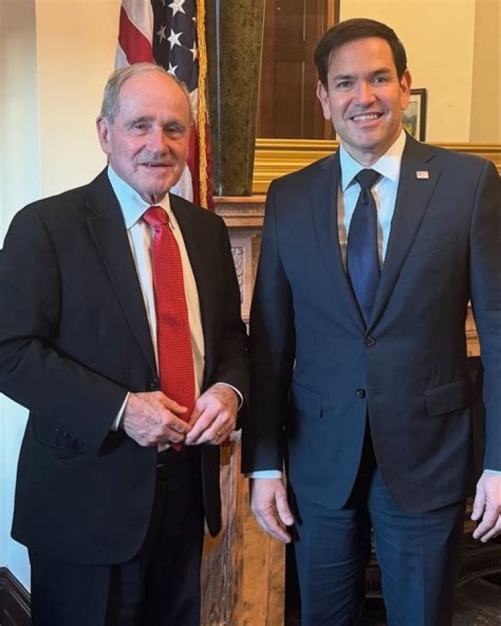 Veronica Rubio- Net Worth, Bio, Age, Husband, Height, Career