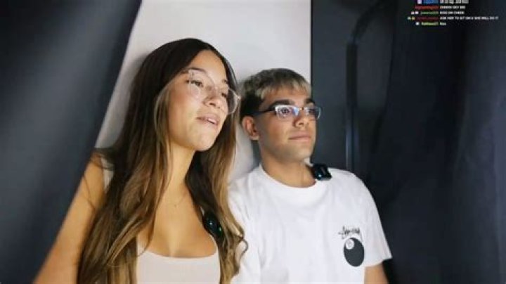 YouTuber 101: Saffron Barker - CelebMix